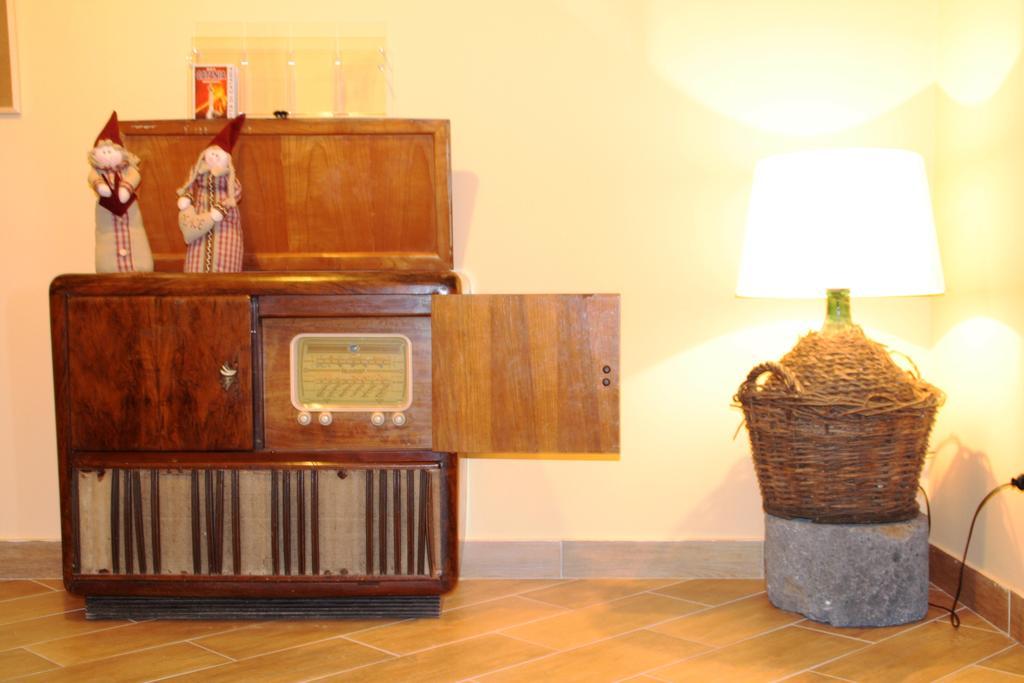 Vulcamare Bed & Breakfast Piedimonte Etneo Bagian luar foto